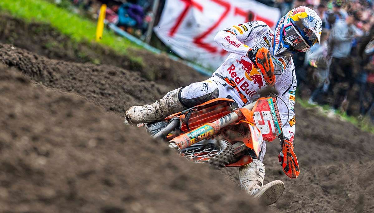 Coenen Leads Into France image