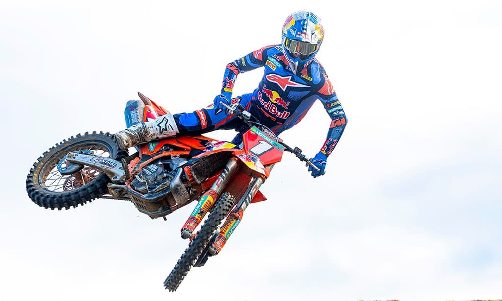 Langenfelder Wins Mantova - MX2 image