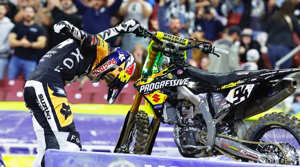 Ken Roczen And Suzuki 2027 image