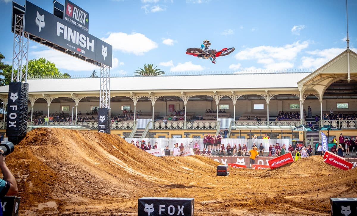 Aussie Supercross - Chaos? image